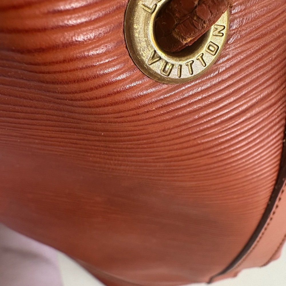 Louis Vuitton Brown Epi Bucket Bag - Picture 10 of 16